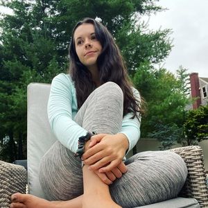 Meet your Posher, Abby